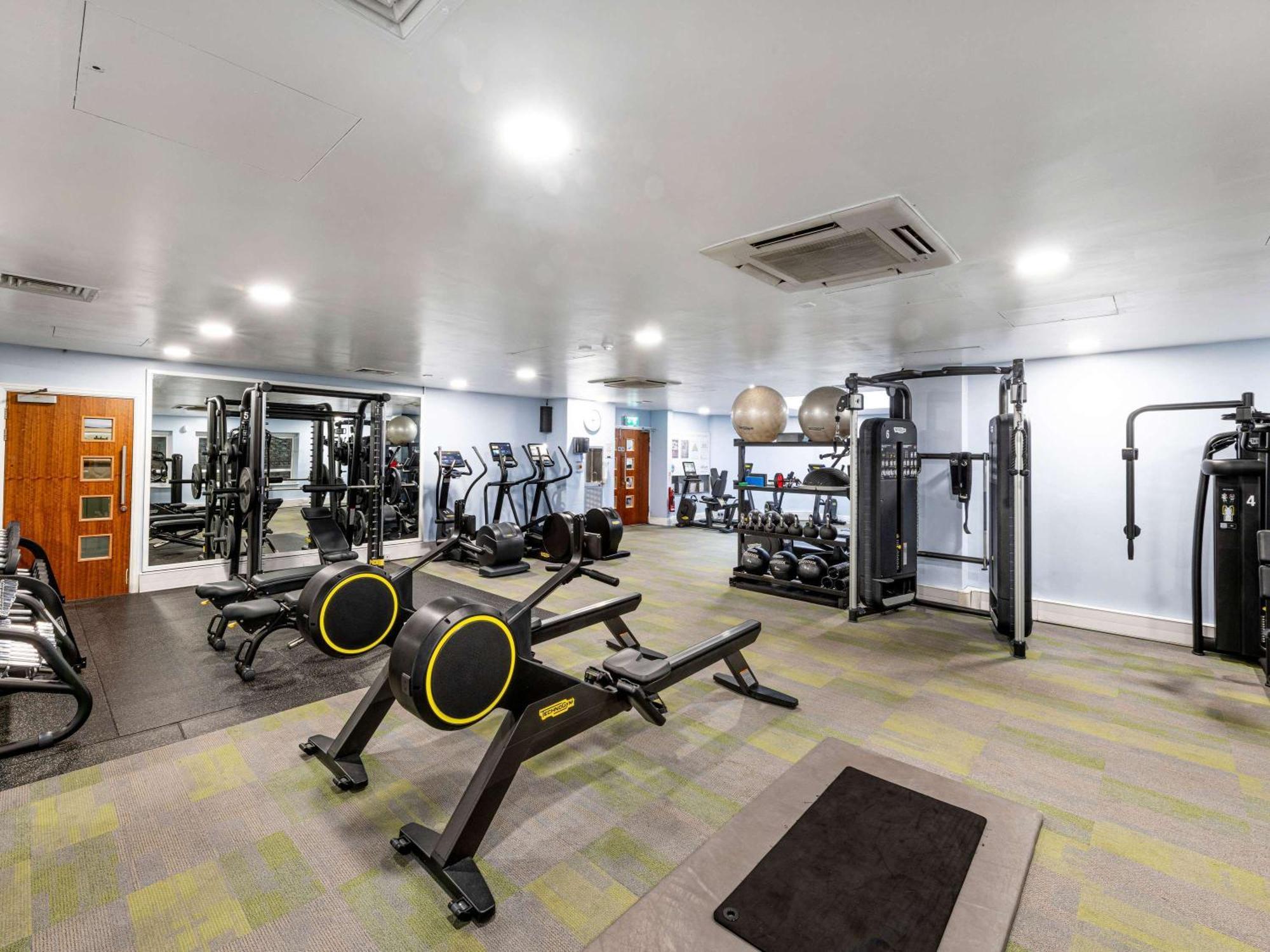 Mercure Manchester Norton Grange Hotel & Spa Rochdale Exterior photo